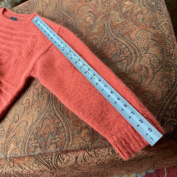 Classic Alpaca alpaca crew sweater deep coral orange asymmetrical boxy small S - Picture 9 of 12
